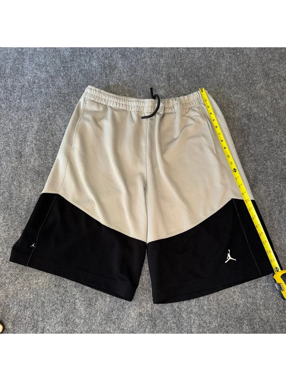 Nike Air Jordan Black/White Baggy Hoop Shorts Mens LG Vtg y2k 90s Rare